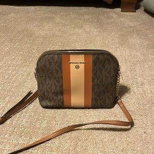 michael kors crossbody purse